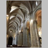 Catedral Vieja de Salamanca, photo Miguel Hermoso Cuesta, Wikipedia,5.jpg